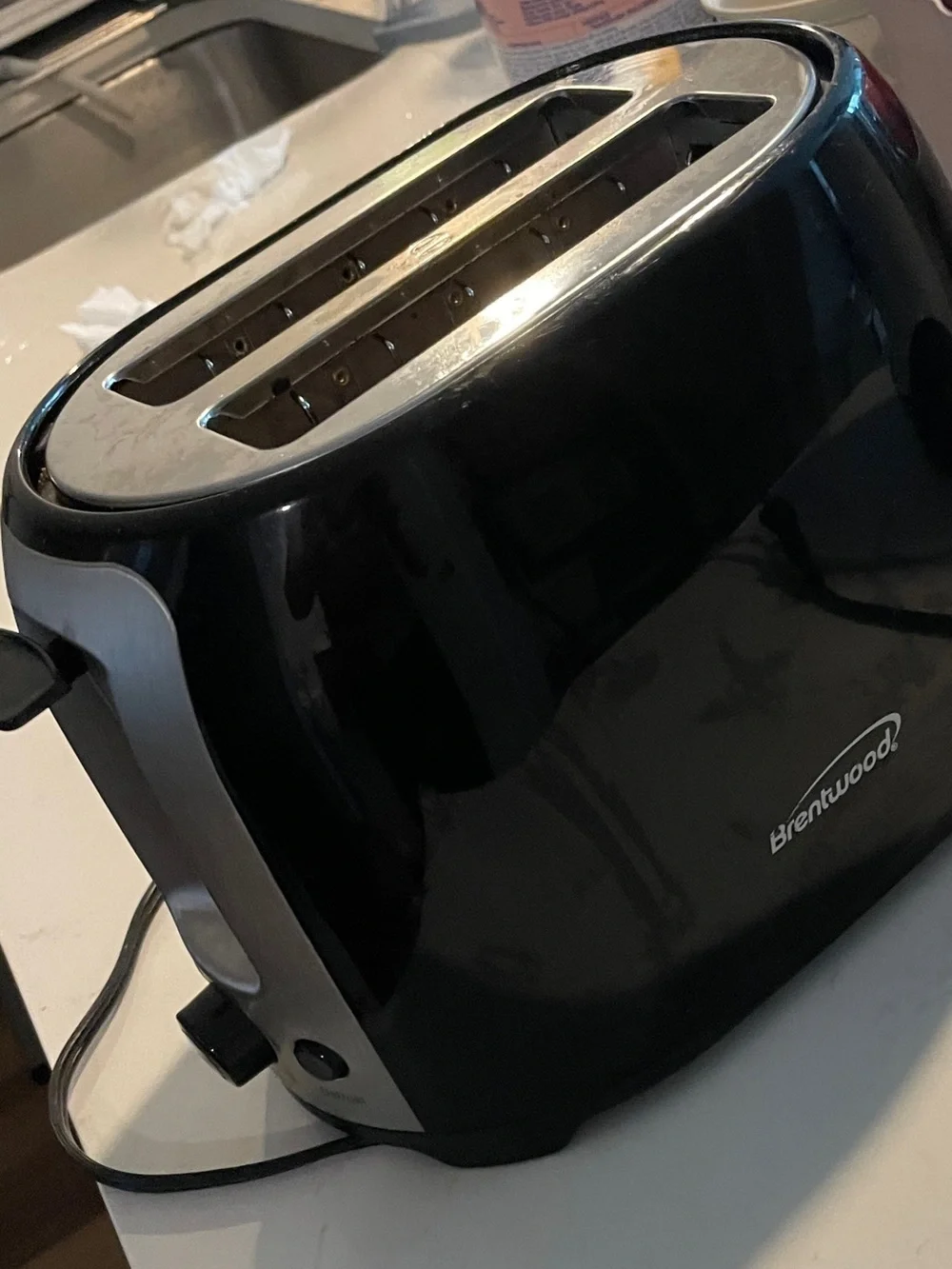 Black and Stainless Steel 2-Slice Toaster - Portable Kitchen Toaster